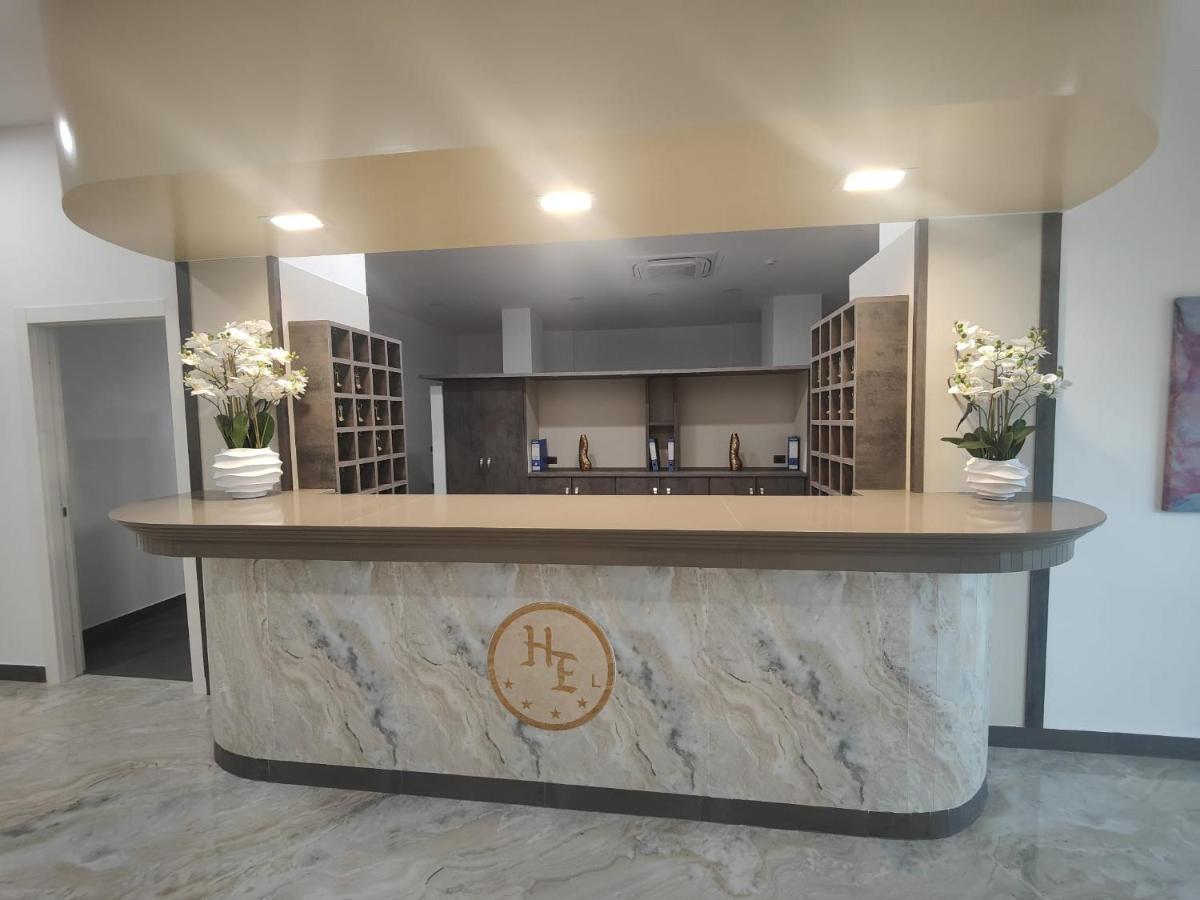 Hotel Еболи Екстериор снимка